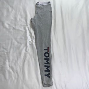 TOMMY HILFIGER GRAY LEGGINGS